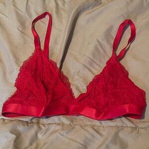 Elegant Red express Lace Bralette